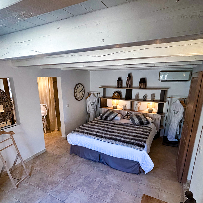 Chambre Garrigue, La Bastide des Oliviers